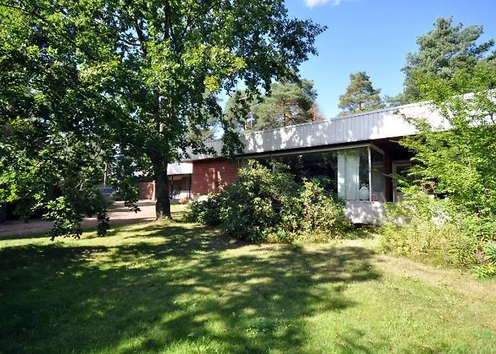 וילה Suuri Talo Kaskisaaressa Laehellae Helsingin Keskustaa